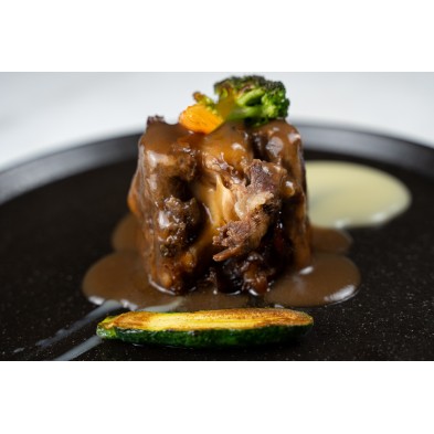 Wagyu oxtail with sauce  (500gr)